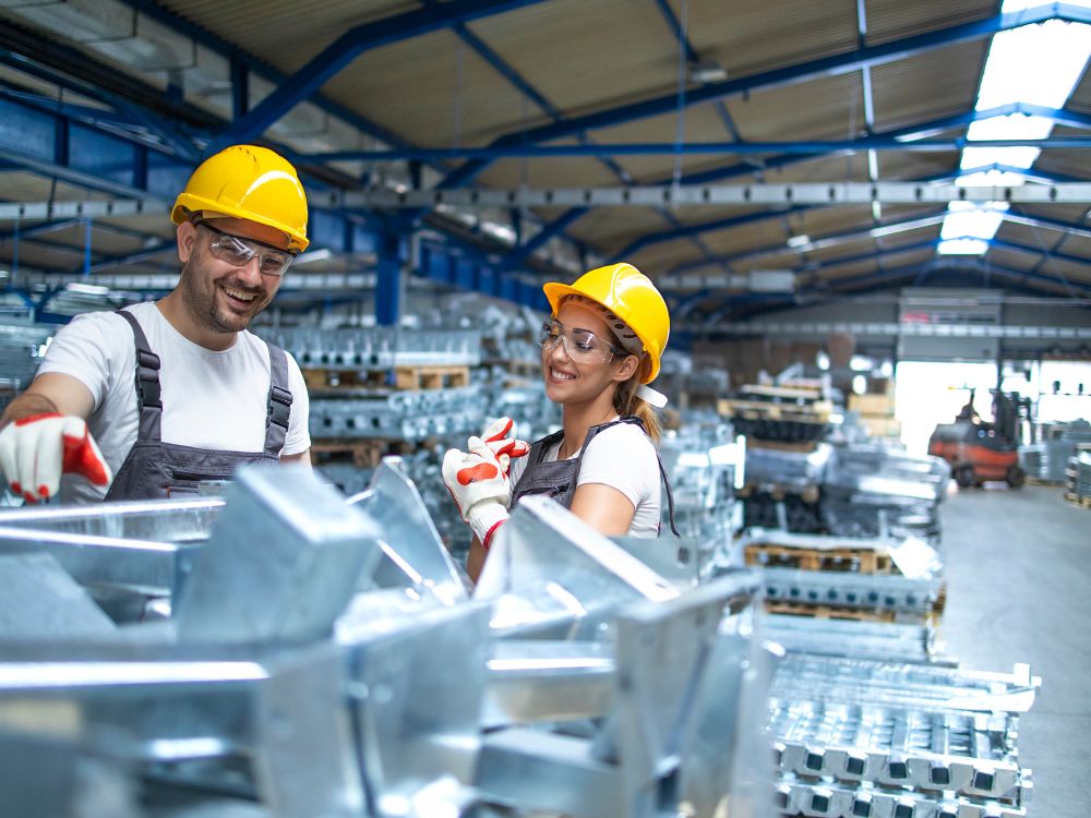 Dlaczego warto zatrudnić się za pośrednictwem agencji pracy za granicą?